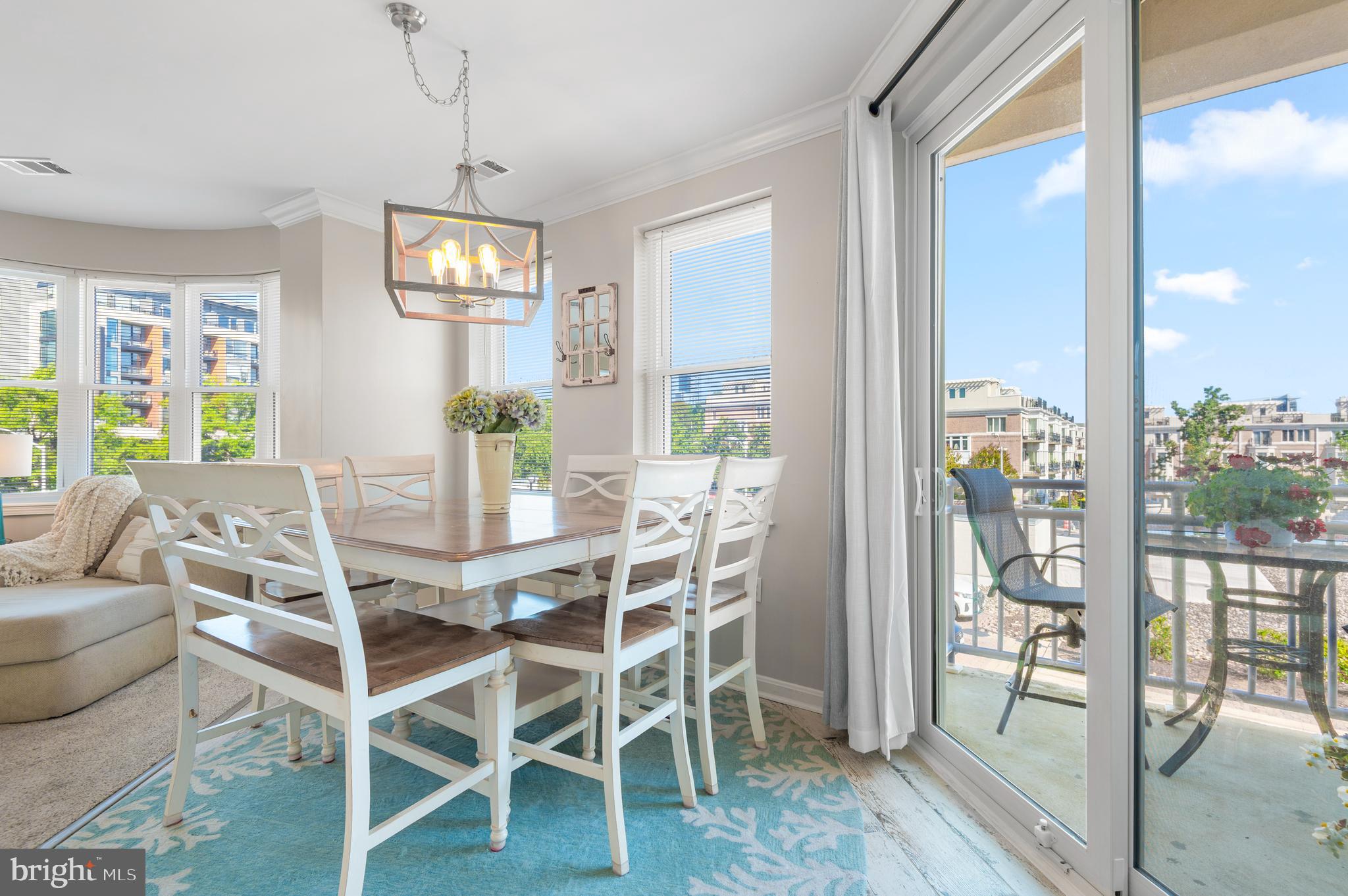 23 PIERSIDE DRIVE 221