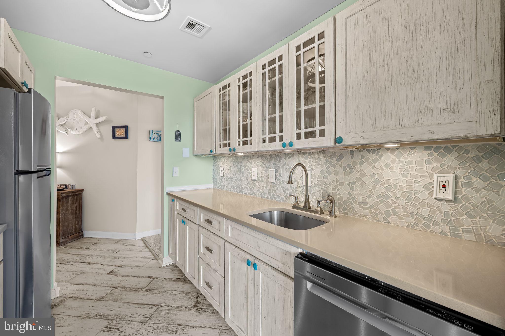 PIERSIDE AT HARBORVIEW - Residential