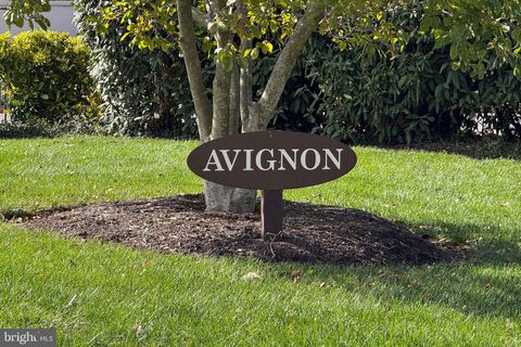 Photo of 9 Avignon #9, DEVON, PA 19333 (MLS # PACT2107566) Photo of 9 Avignon #9, DEVON, PA 19333 (MLS # PACT2107566)