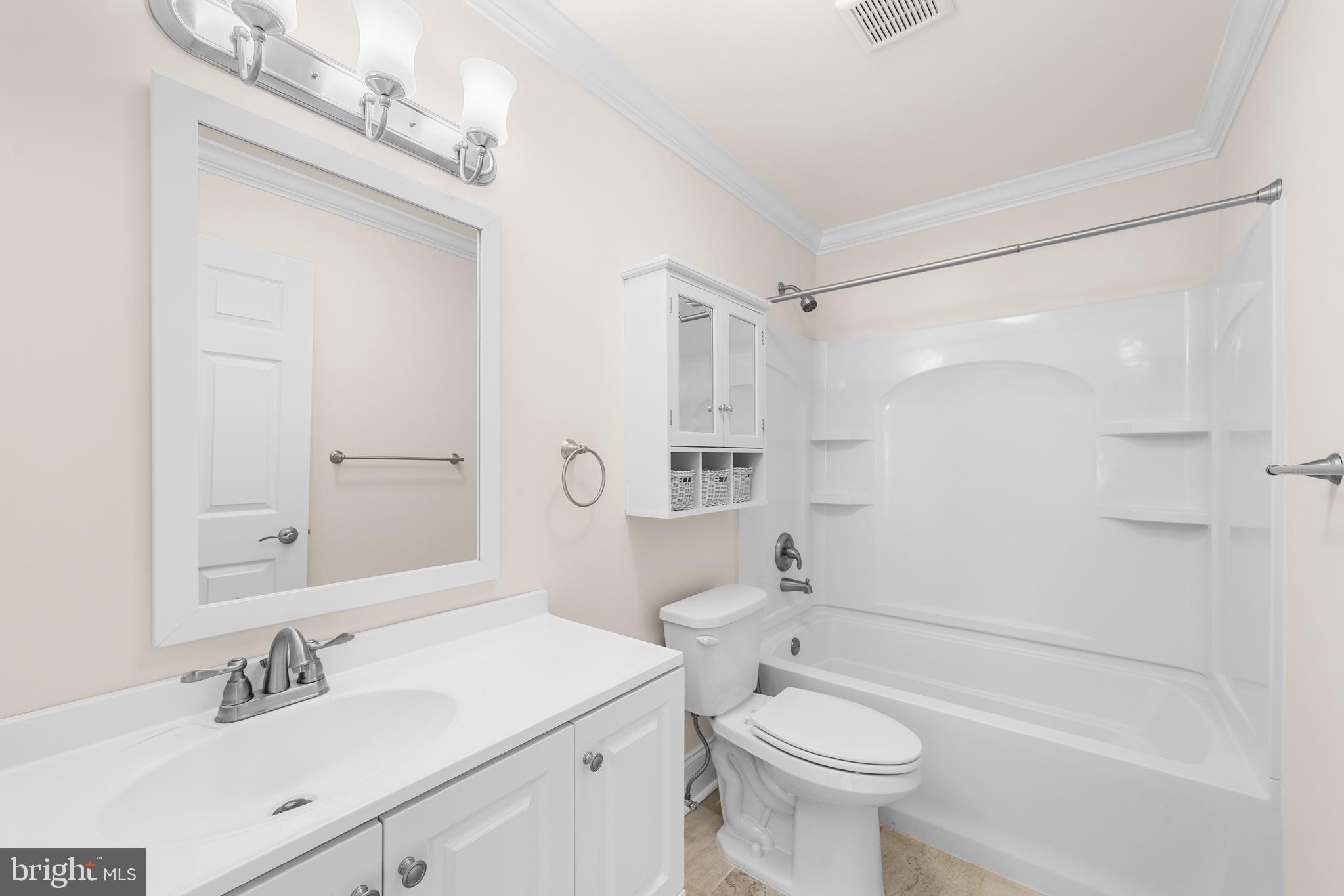 LEISURETOWNE - Residential Lease