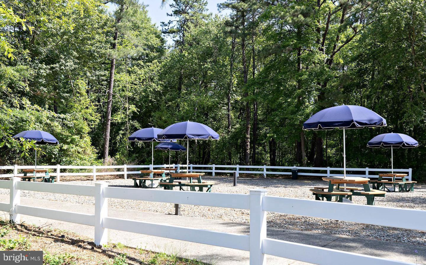 LEISURETOWNE - Residential Lease