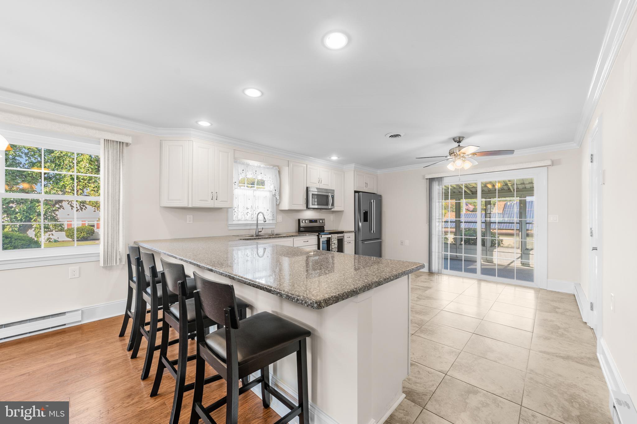 LEISURETOWNE - Residential Lease