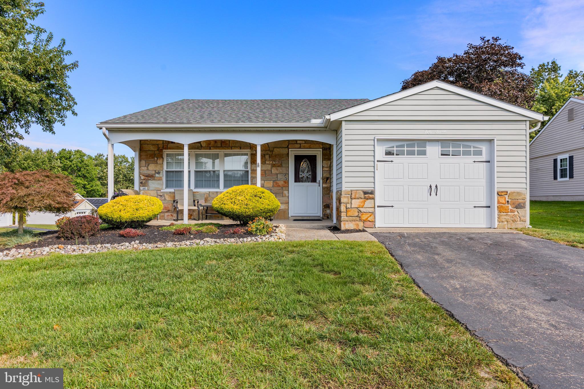 LEISURETOWNE - Residential Lease