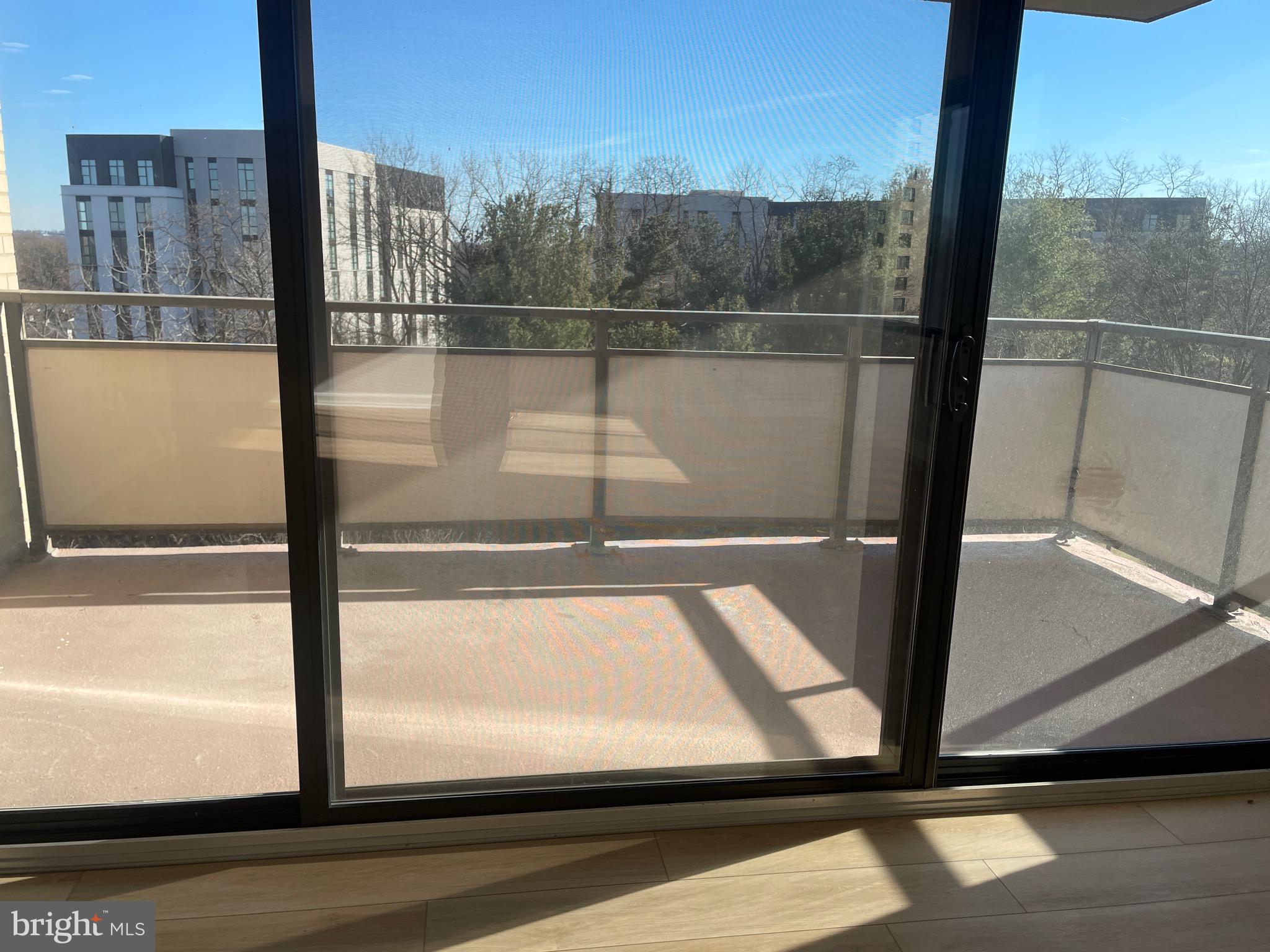 PROMENADE TOWERS - Residential Lease