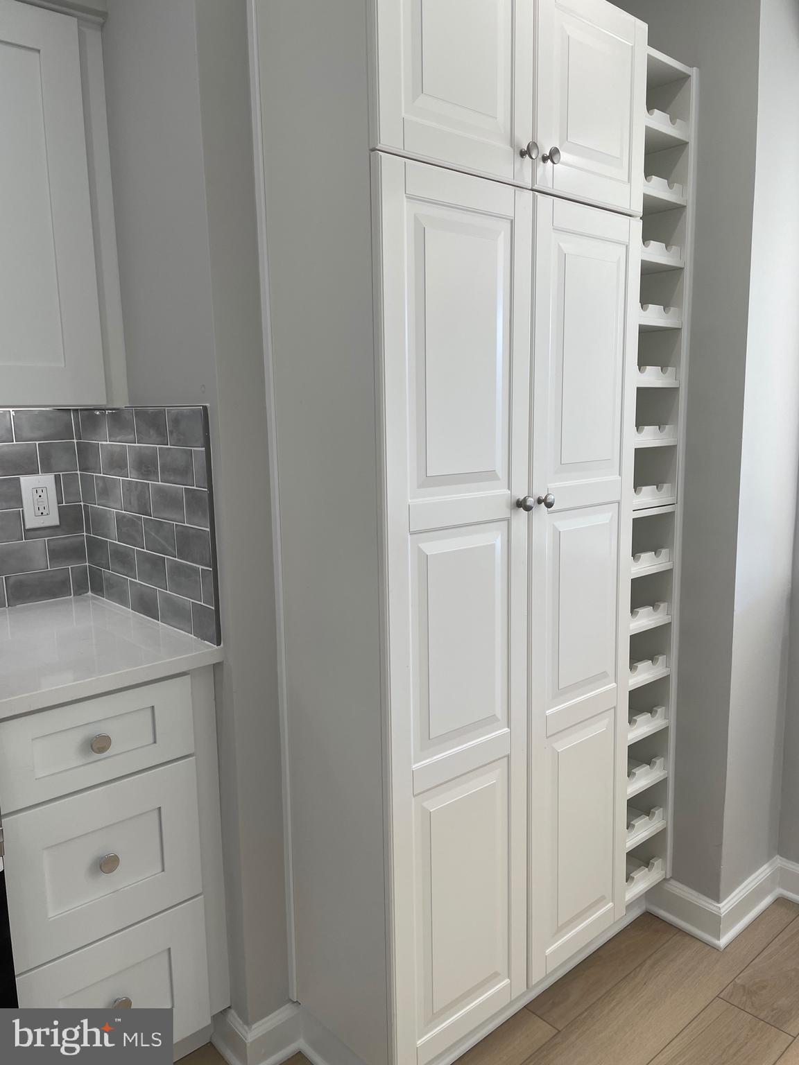 PROMENADE TOWERS - Residential Lease