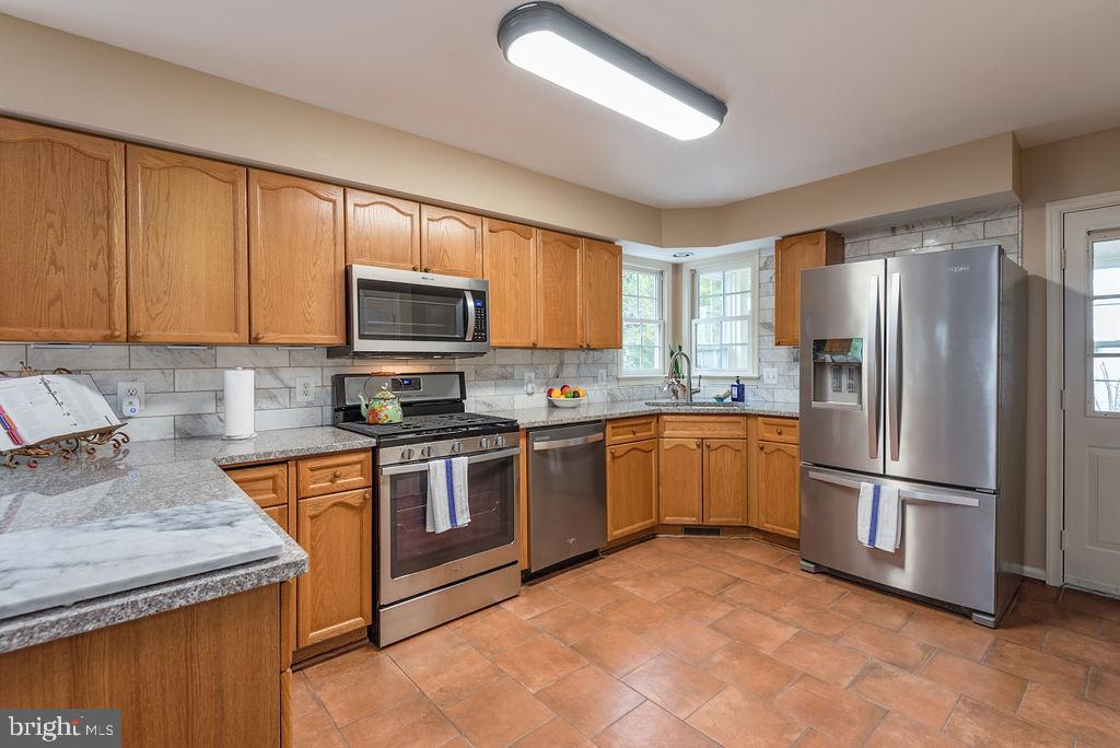 AUSTIN RIDGE - Residential