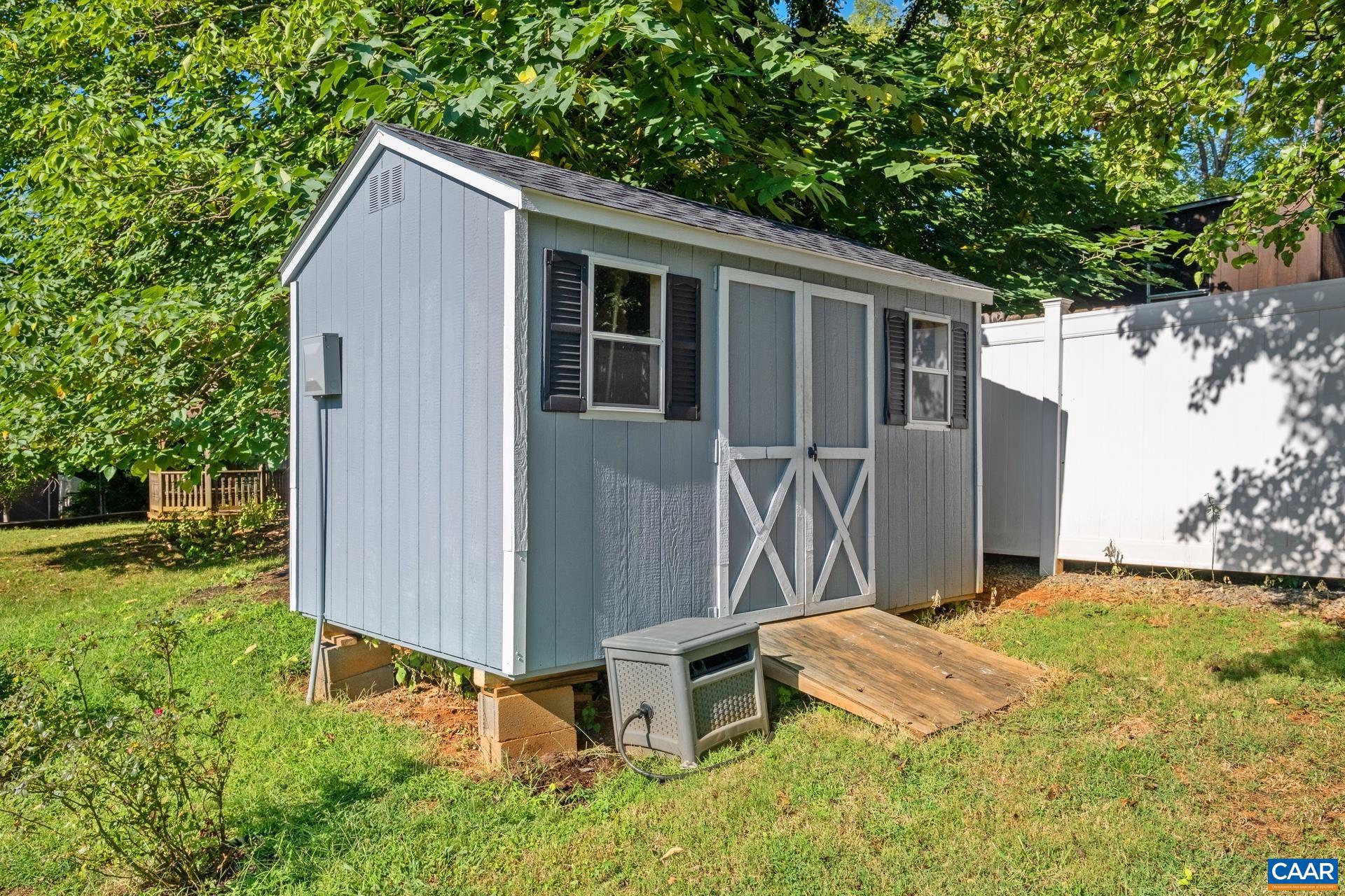 BELMONT - Residential