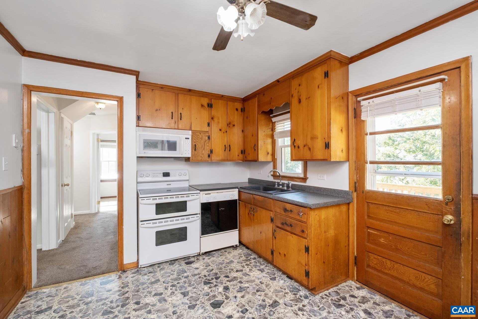 BELMONT - Residential