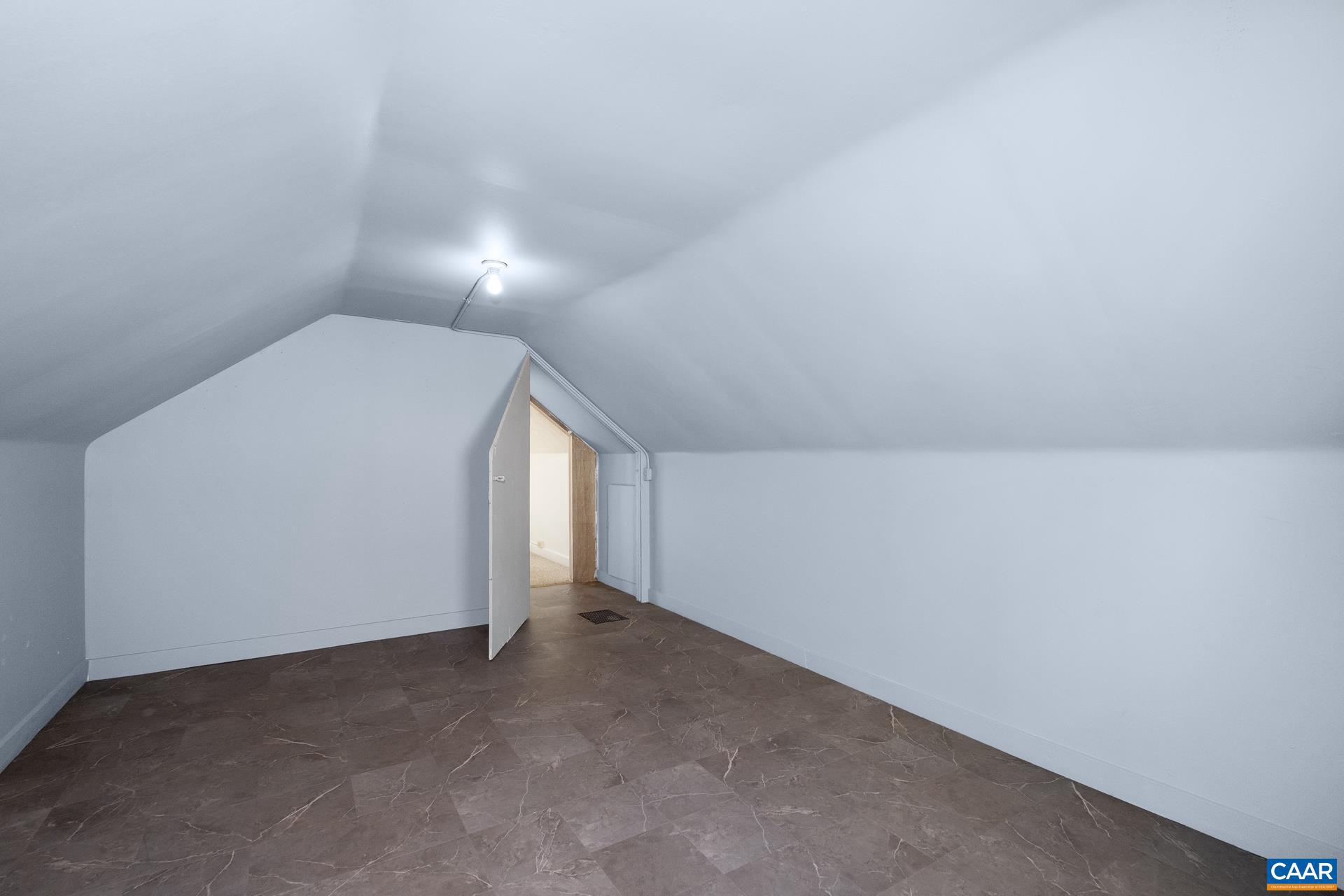 BELMONT - Residential