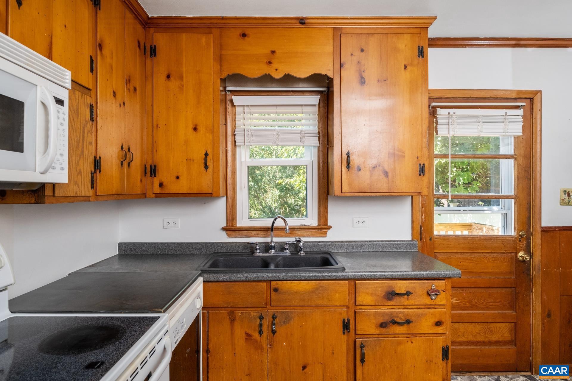 BELMONT - Residential