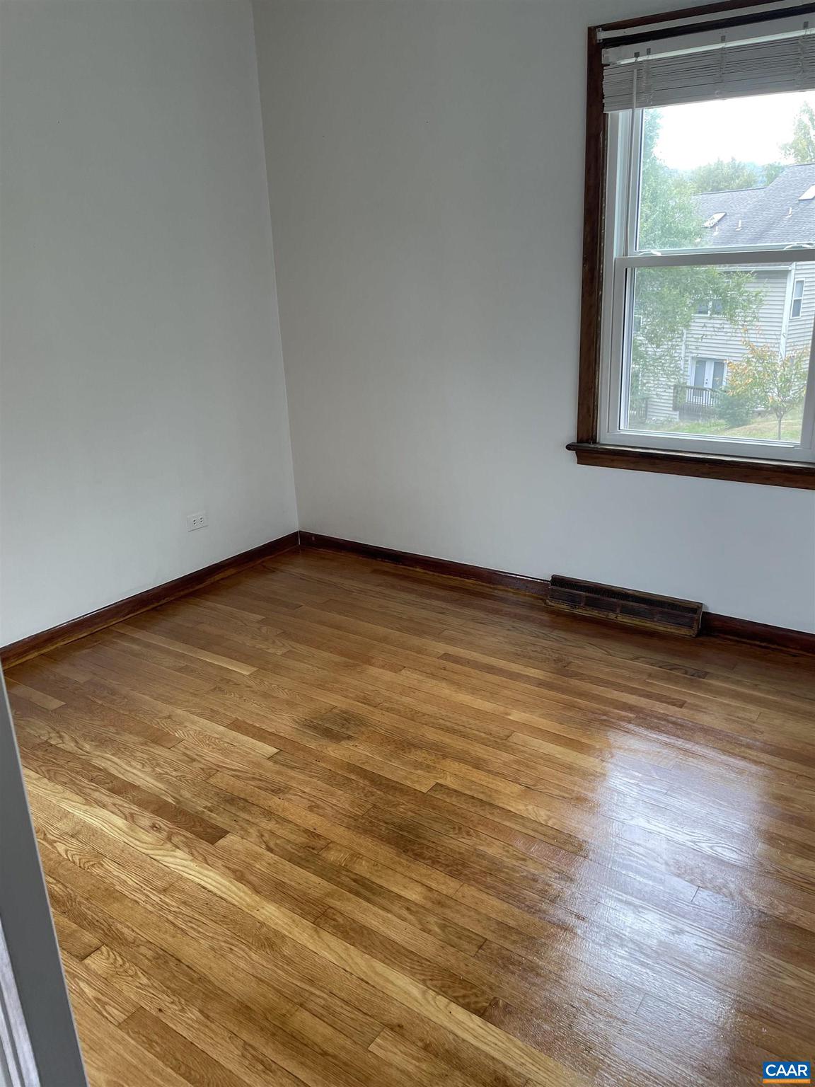 BELMONT - Residential