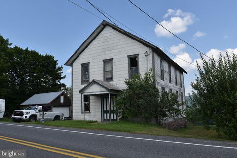 Homes For Sale - 3422 N Clear Ridge Road Rd<br/> Fulton County, HUSTONTOWN, PA 17229