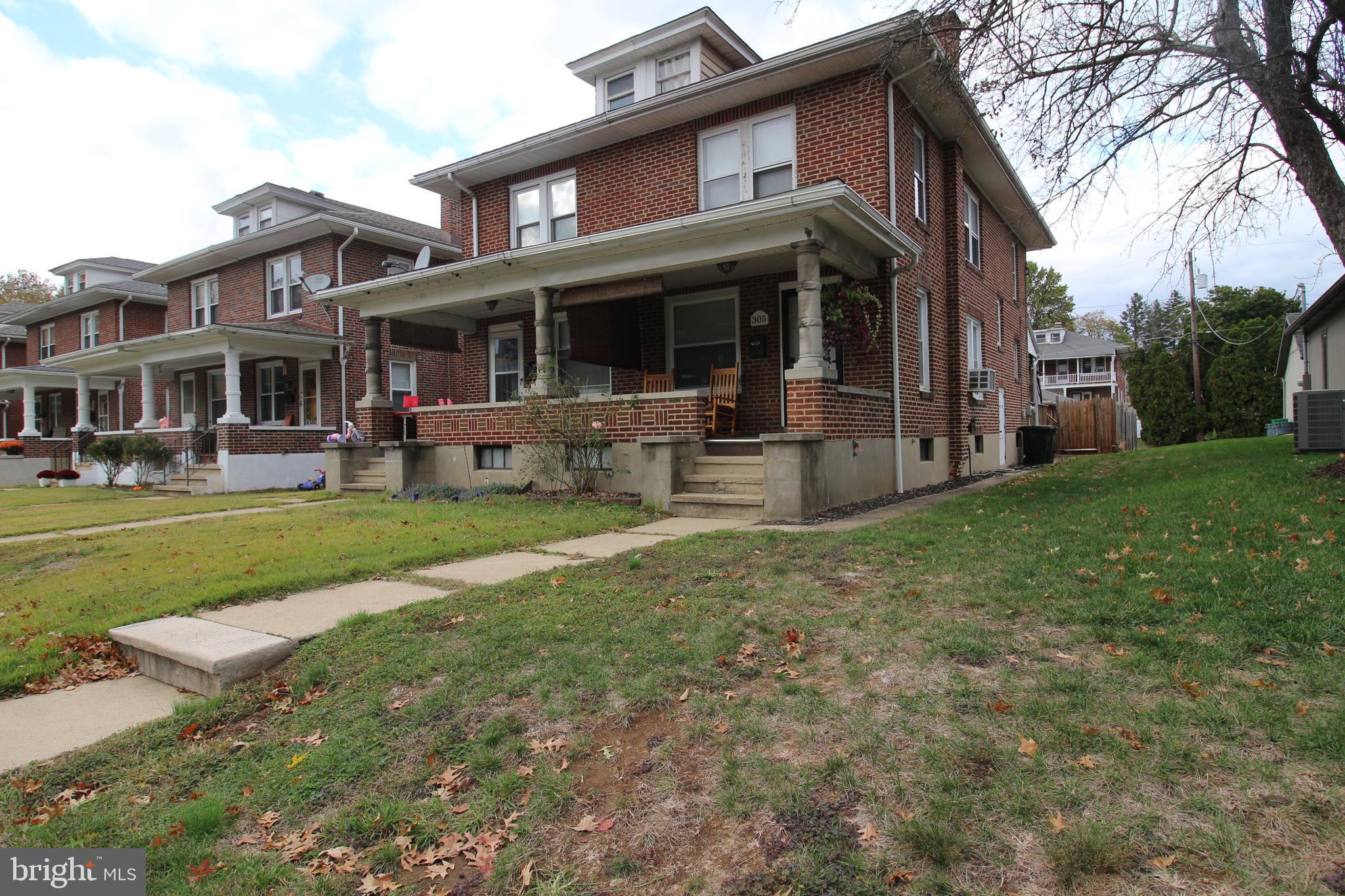 305 W ELM STREET