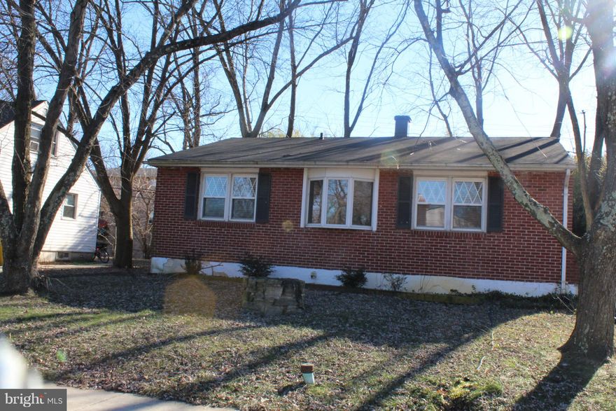 RANCHER STYLE HOME READY TO MAKE YOUR OWN!!! COZY AND MAIN LIVING SPACE WITH OPEN FLOOR PLAN THREE BEDROOMS WITH UPDATED BATH..HUGE LOWER LEVEL READY TO BE FINISHED PLENTY OF STORAGE AND POSSIBLE FOURTH BEDROOM. OVER SIZED LAUNDRY ROOM WITH WORKSHOP AREA.PRIVATE BACKYARD WITH LARGE SHED AND SIDE DECK,PAVED DRIVEWAY.CHARMING HOME.