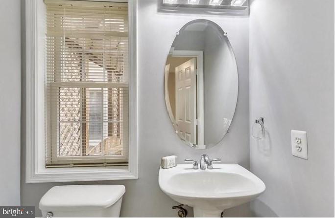 KENTLANDS - Residential Lease