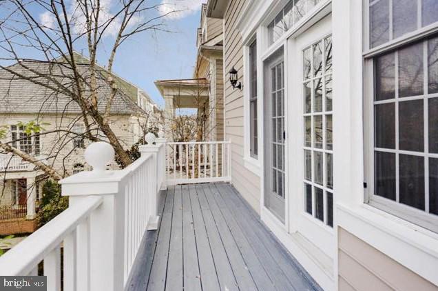 KENTLANDS - Residential Lease