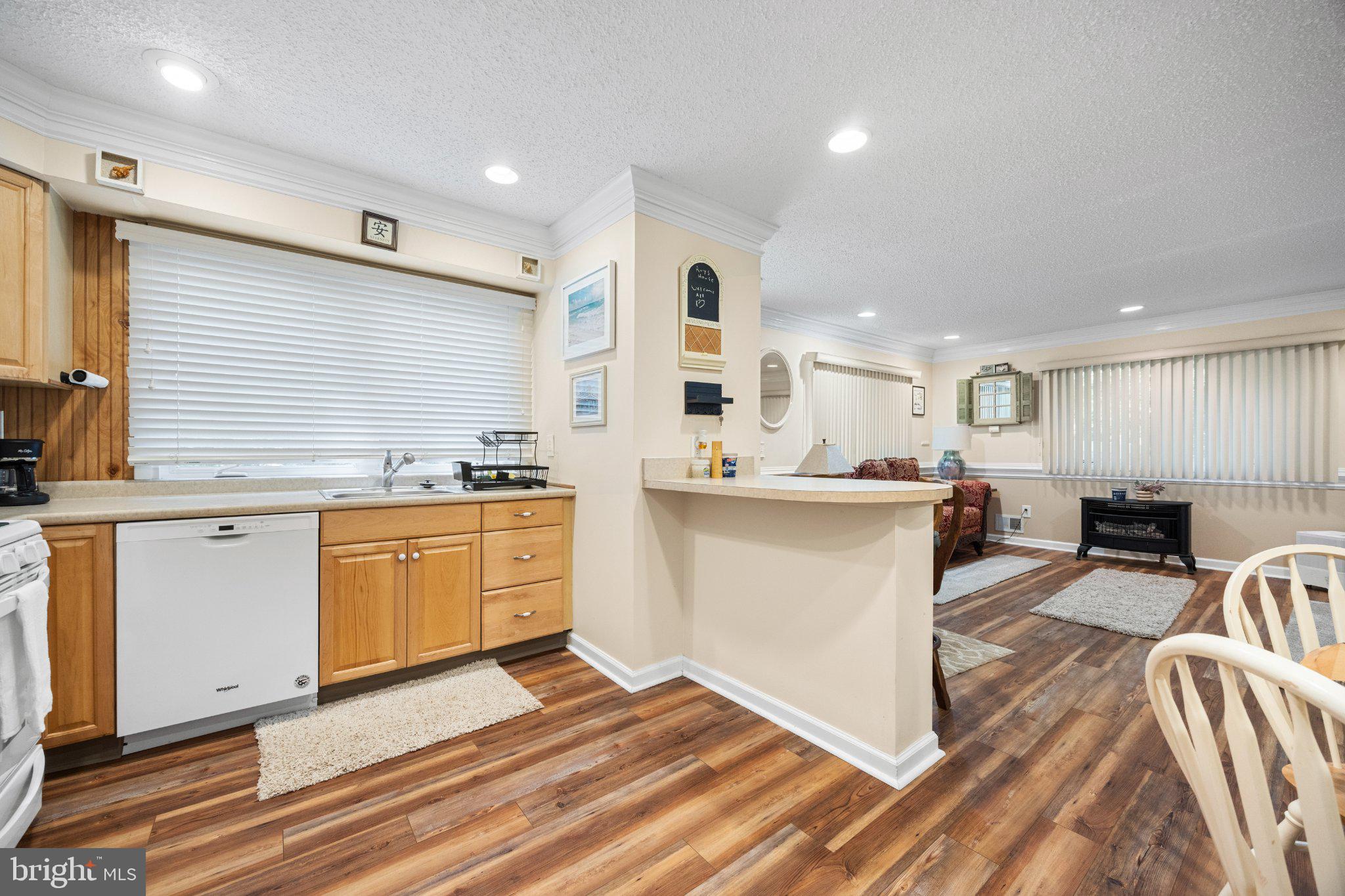 115 SWAN BOULEVARD