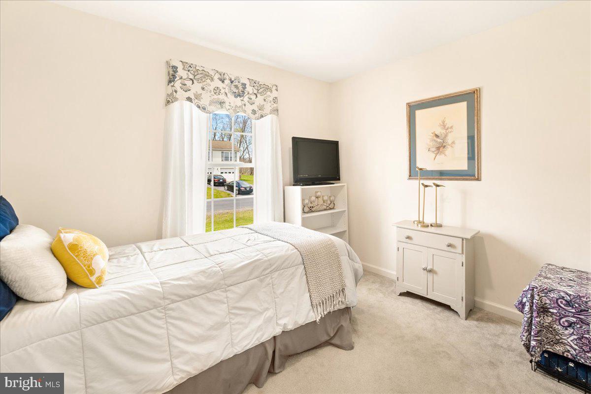 FOREST HEIGHTS - Residential