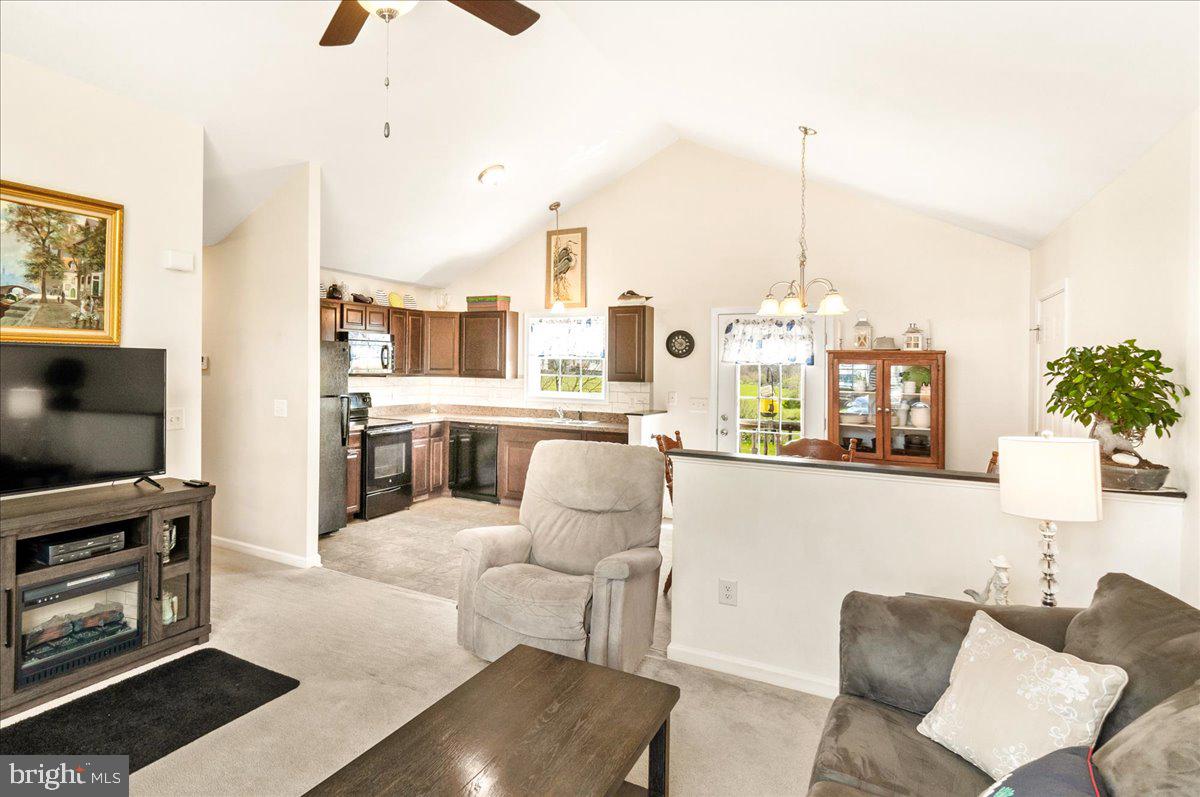 FOREST HEIGHTS - Residential