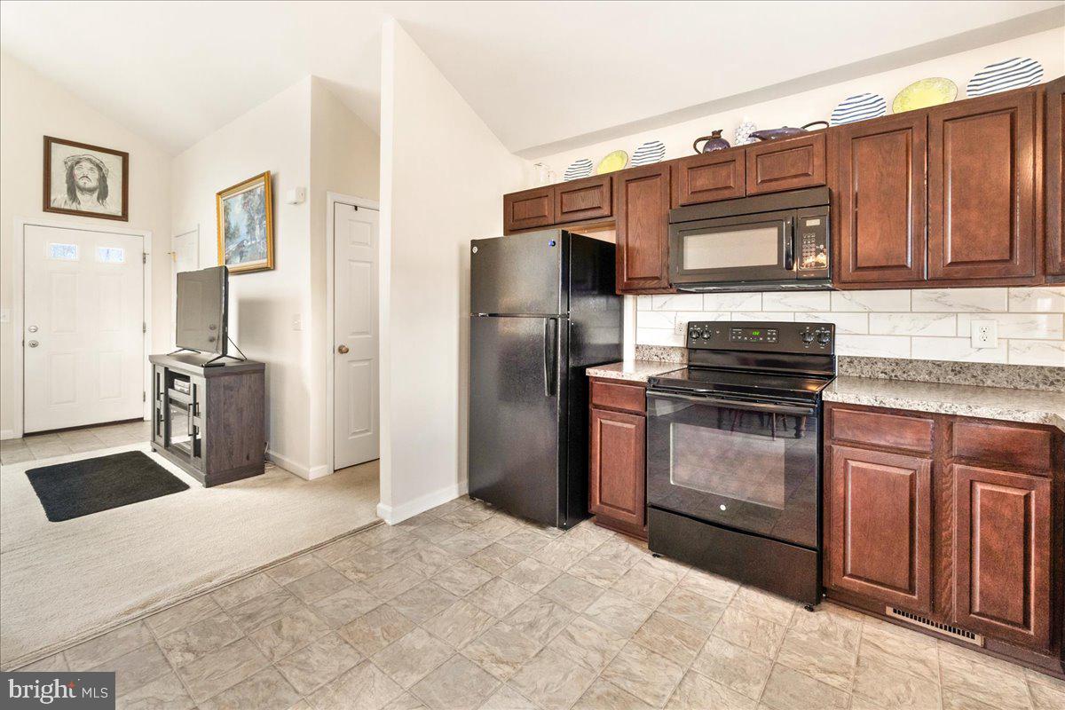 FOREST HEIGHTS - Residential