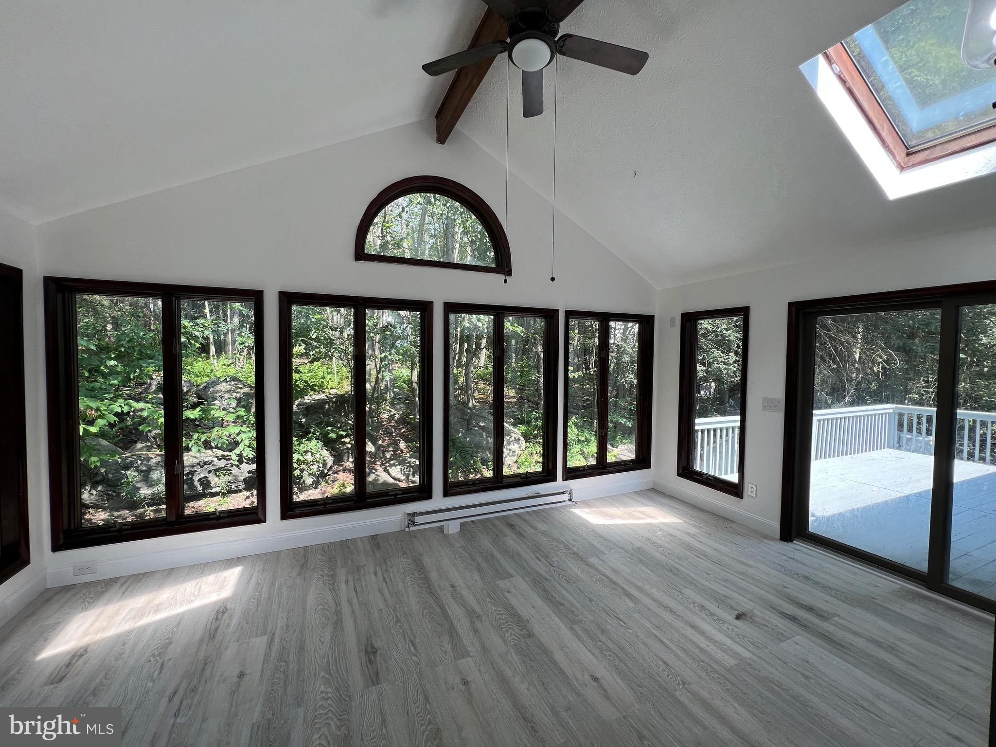 POCONO FARMS - Residential