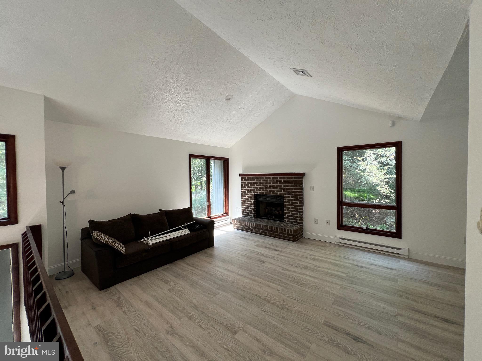 POCONO FARMS - Residential