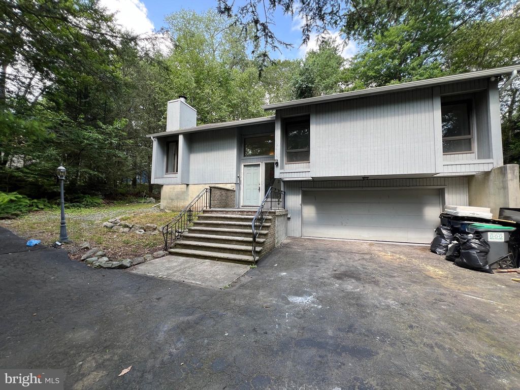 Photo of 2533 Country Club Drive, TOBYHANNA, PA 18466 (MLS # PAMR2005868)