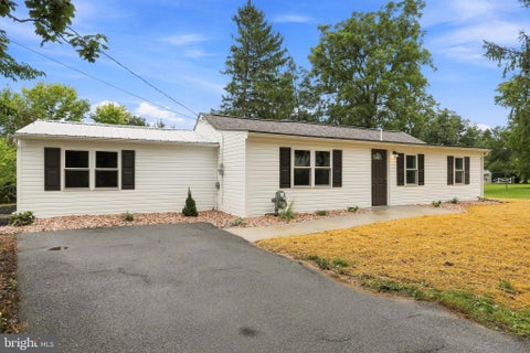 Homes For Sale - 112 Faust Street<br/> Franklin County, MERCERSBURG, PA 17236