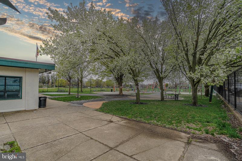 TACONY - Residential