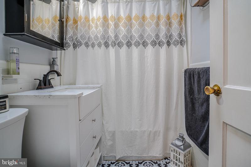 TACONY - Residential