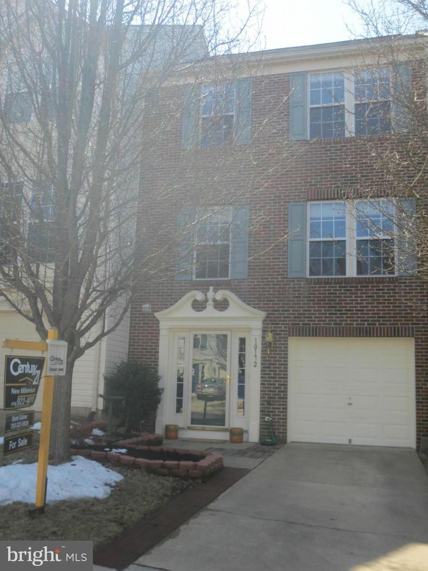 *ABSOLUTELY IMMACULATE 3BDR, 2.5BA,BRICK FRONT TH W/BUMPOUTS ON 3 LEVELS*GREAT LOCATION*SUNROOM W/GAS FP *LARGE KIT W/BRKFST AREA +ISLAND LEADS TO DECK*MBDR W/HIS & HER WALK-INS,VAULTED CEILING,LUX MBA HAS DBL VANITIES &SOAKING TUB*LL FULLY FIN*New Water heater,Storm door,Garage door opener,Kitchen sink,Faucet and Garbage disposal* SELLER NEEDS MID JUNE SETTLEMENT W/POSS. THRU END OF JUNE RENTBACK