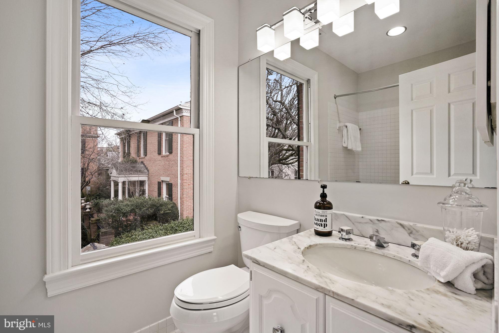 GEORGETOWN - Residential