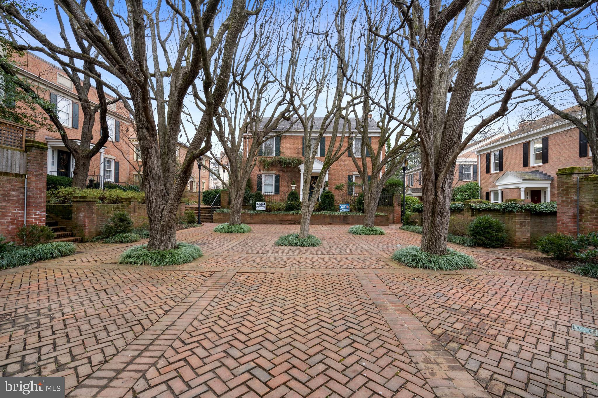 GEORGETOWN - Residential