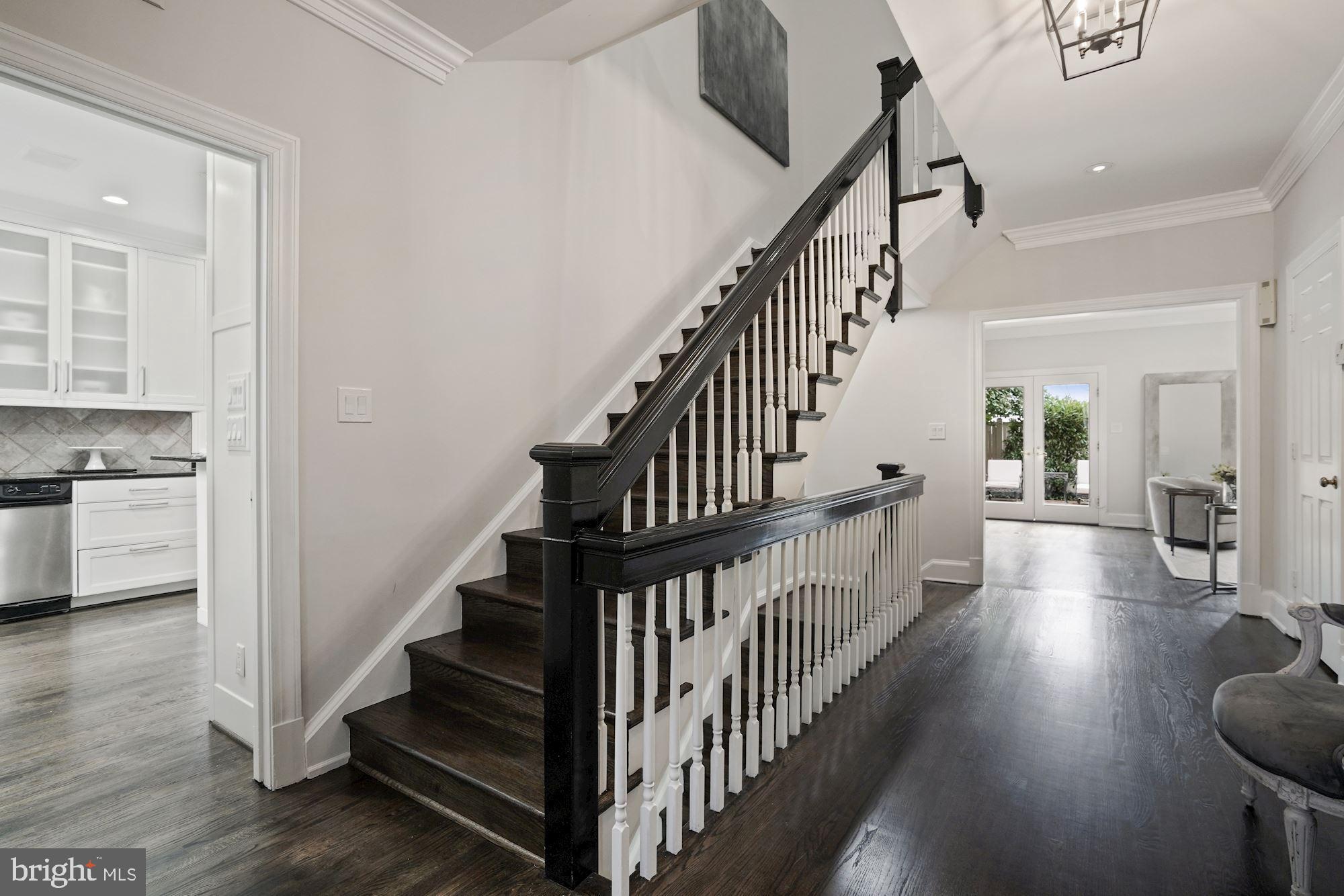 GEORGETOWN - Residential
