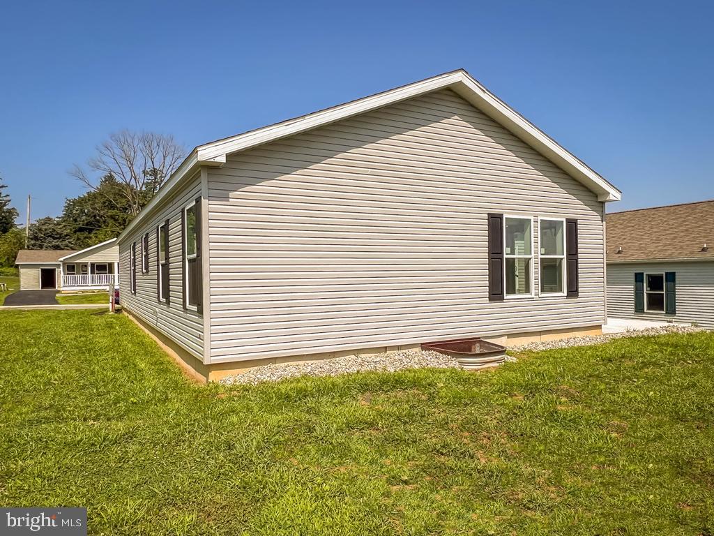 LINDALE VILLAGE - Residential