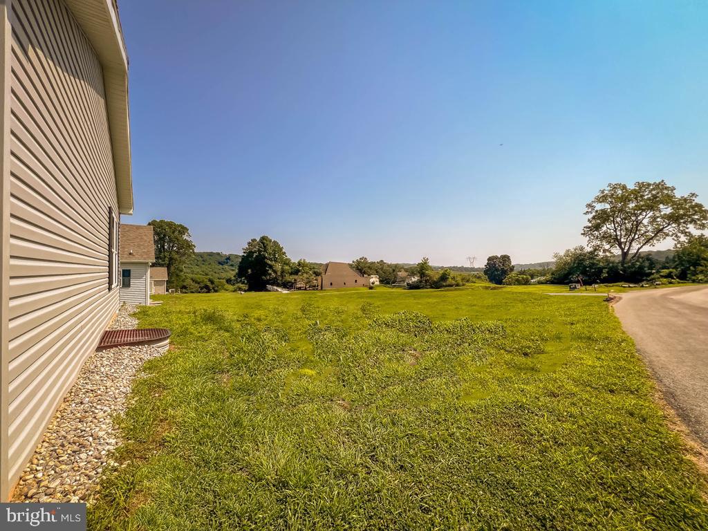 LINDALE VILLAGE - Residential