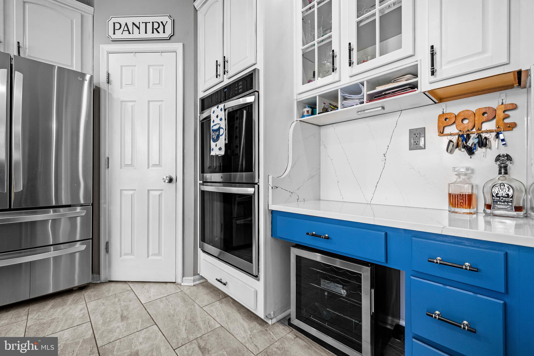 STRATFORD PLACE - Residential