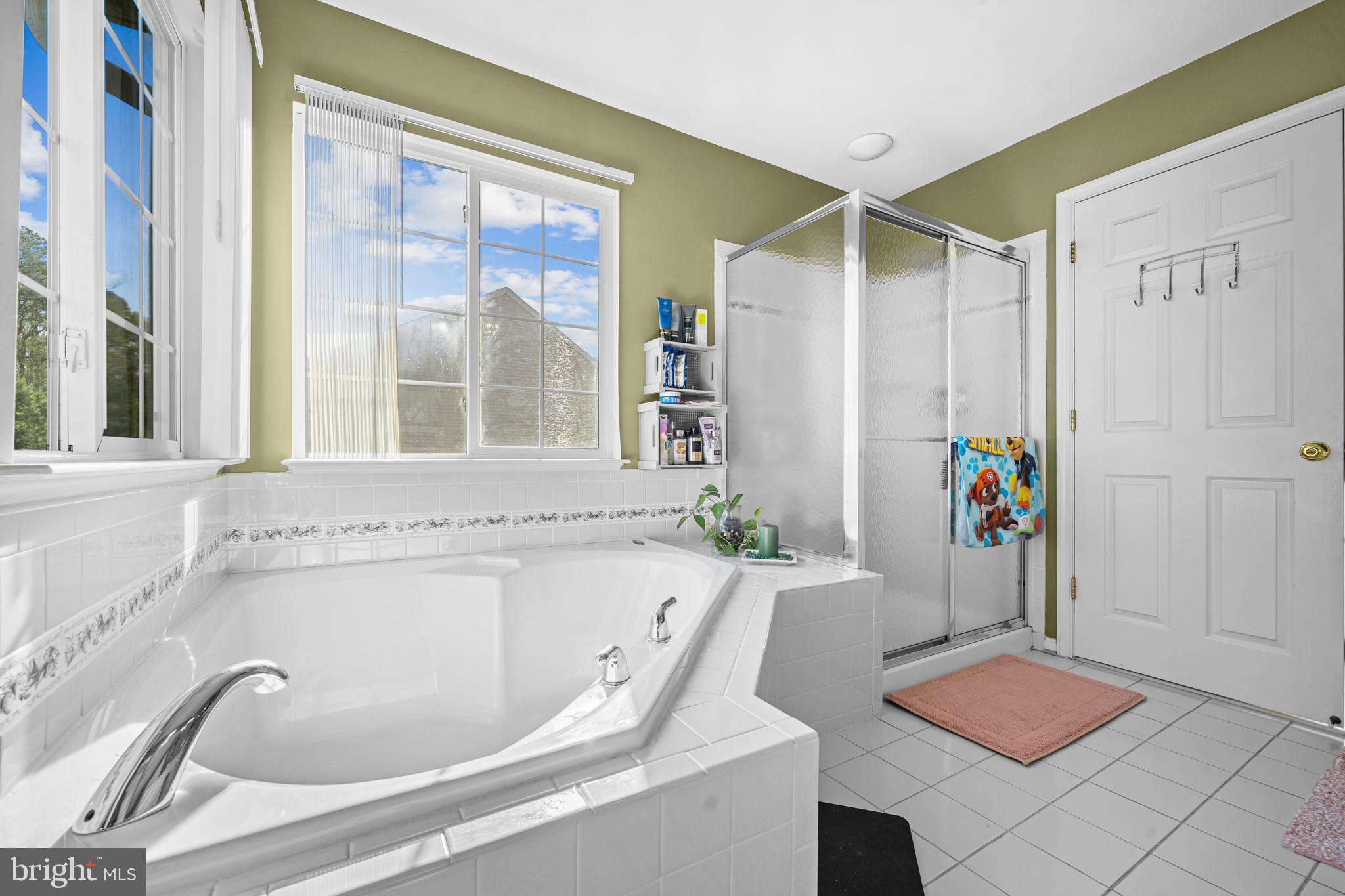 STRATFORD PLACE - Residential