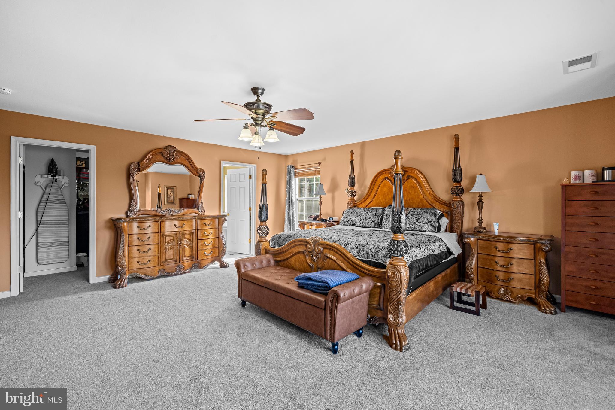 STRATFORD PLACE - Residential