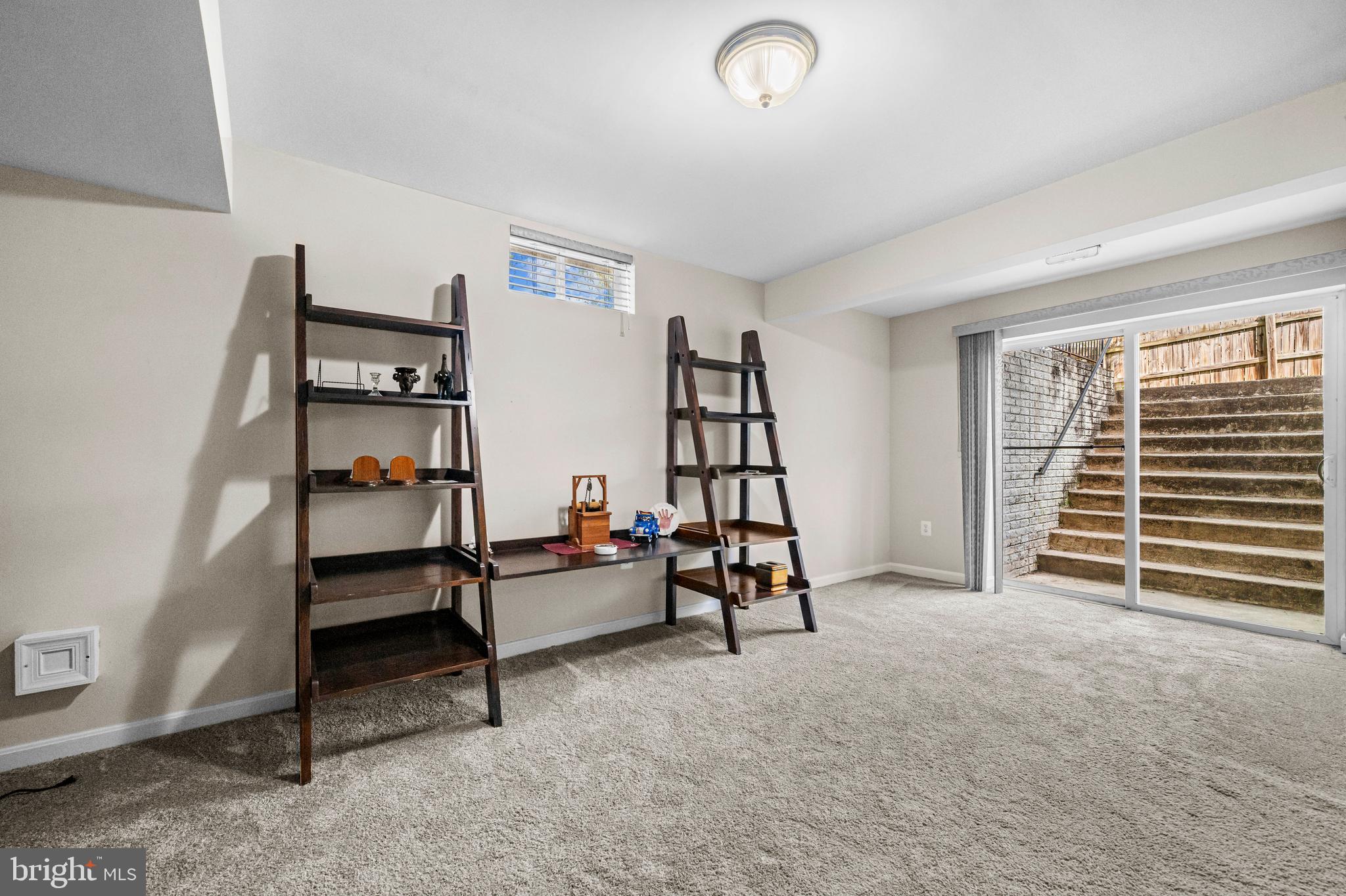 STRATFORD PLACE - Residential