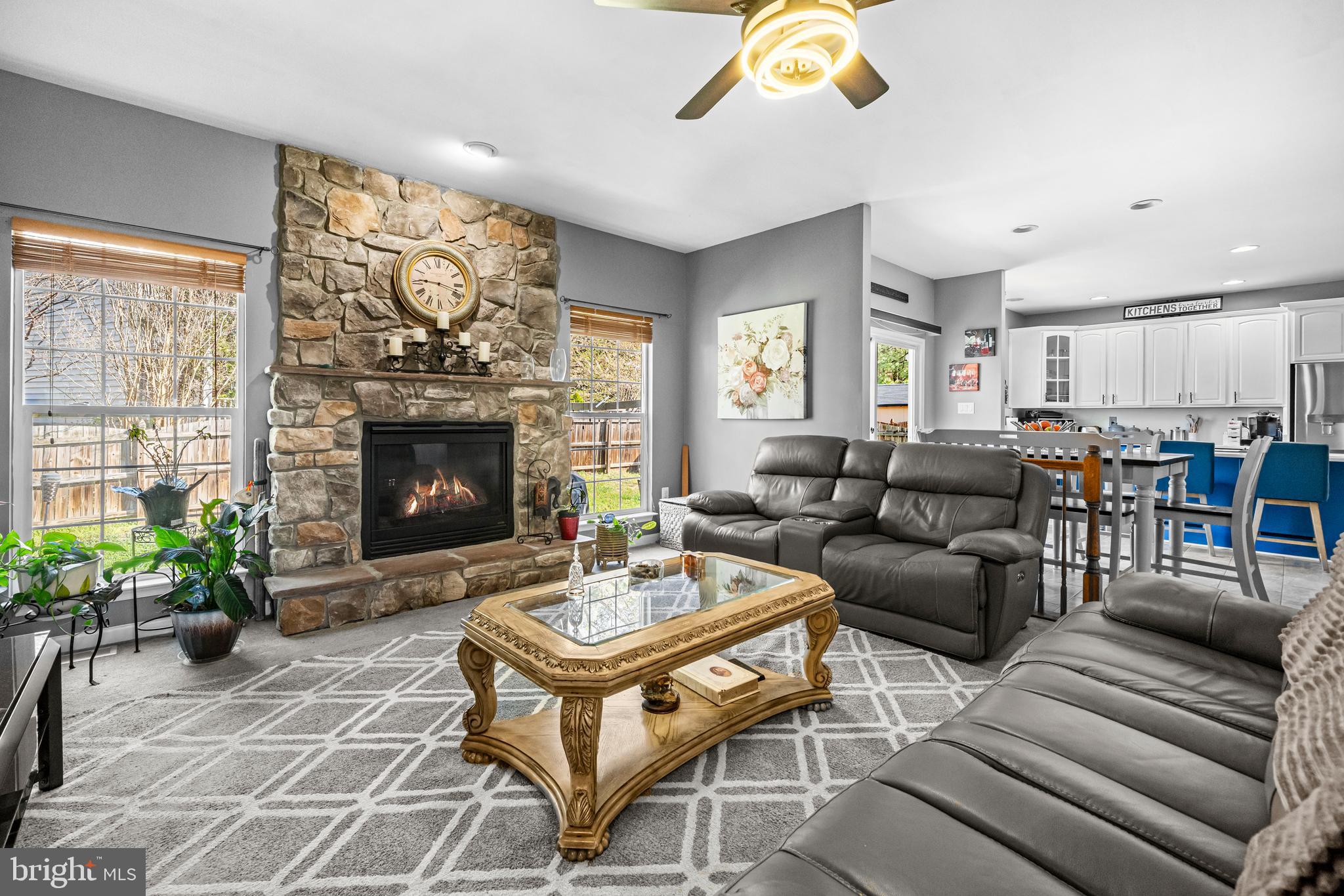 STRATFORD PLACE - Residential