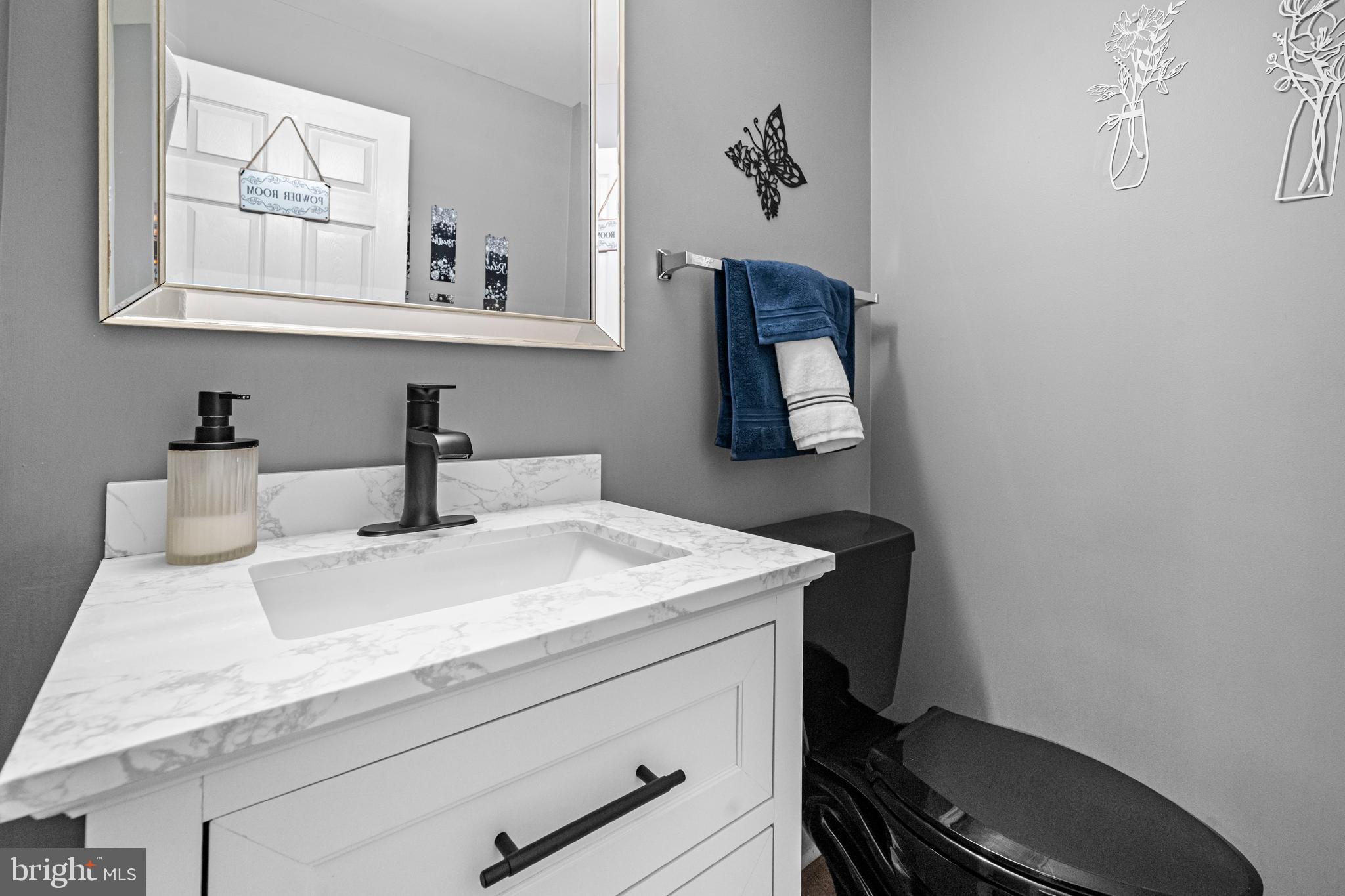 STRATFORD PLACE - Residential