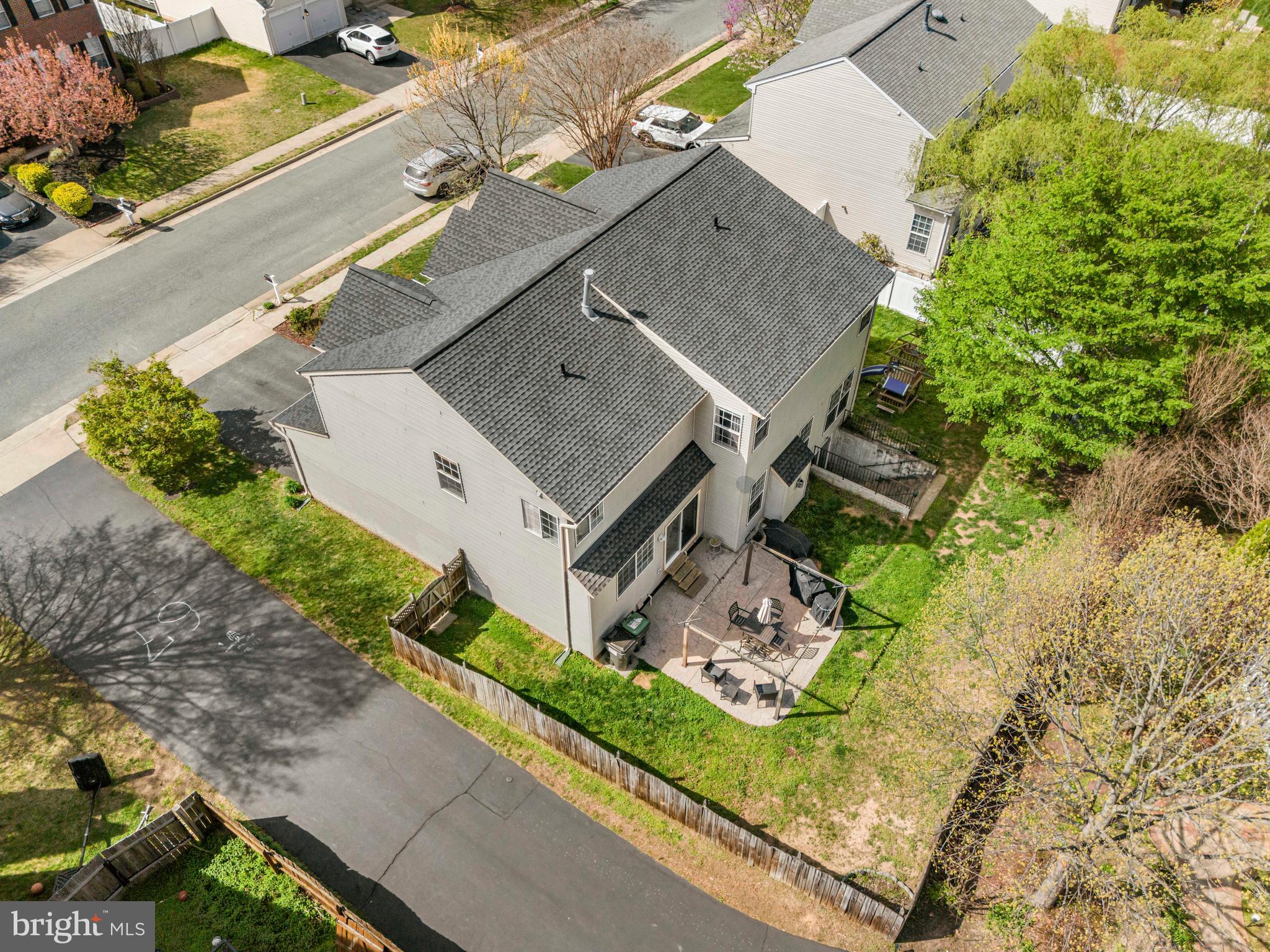 STRATFORD PLACE - Residential