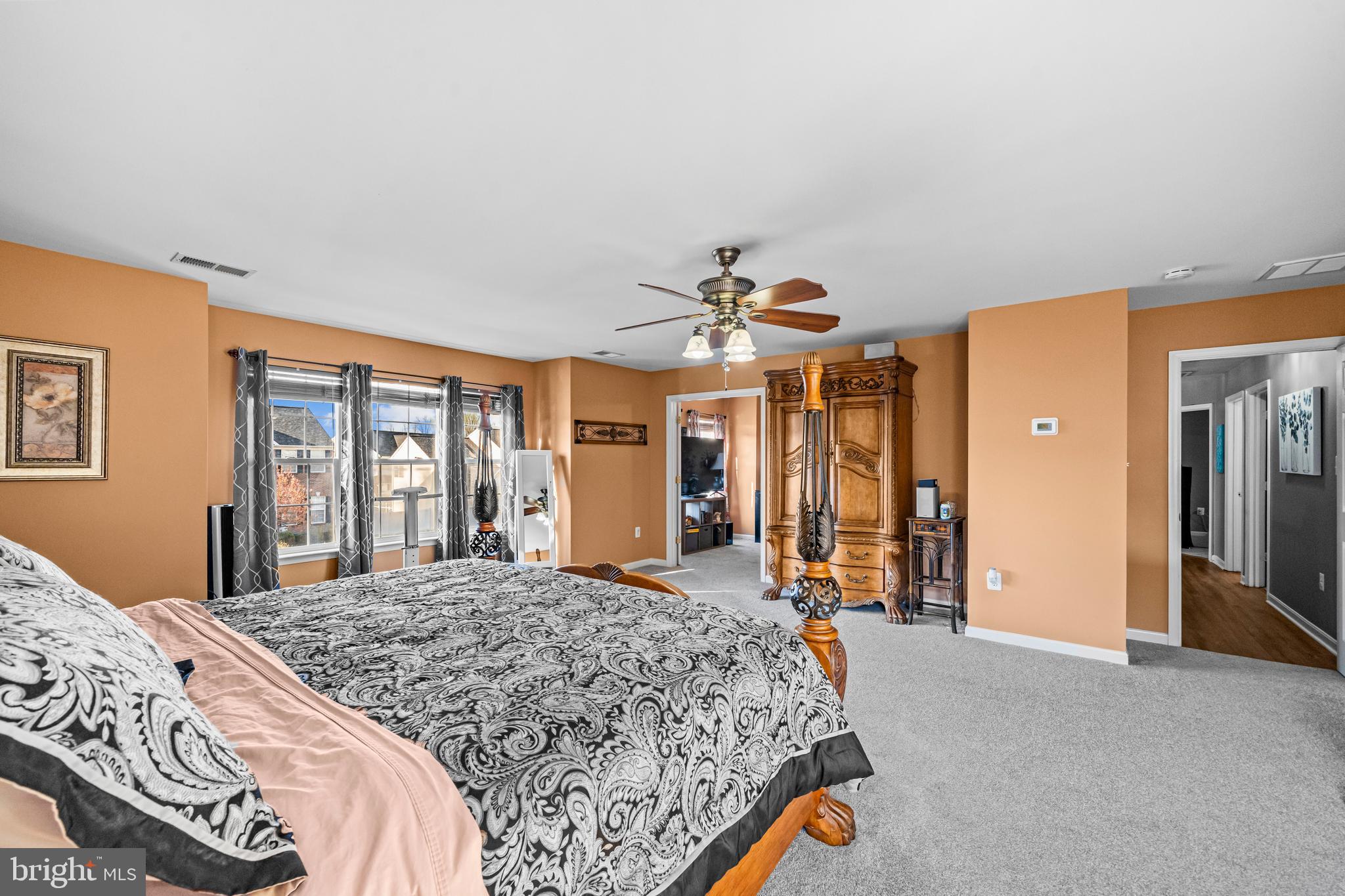 STRATFORD PLACE - Residential