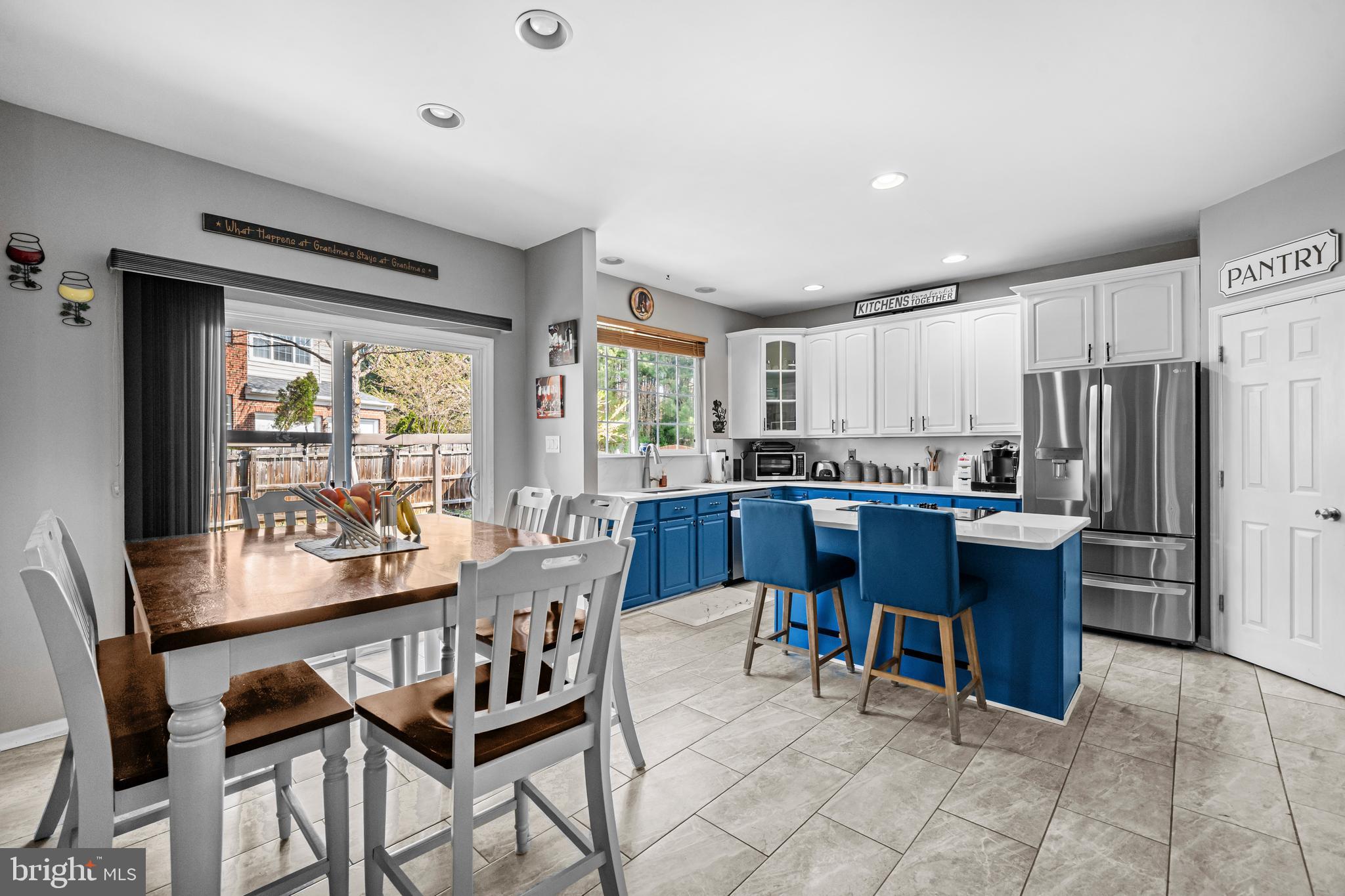 STRATFORD PLACE - Residential