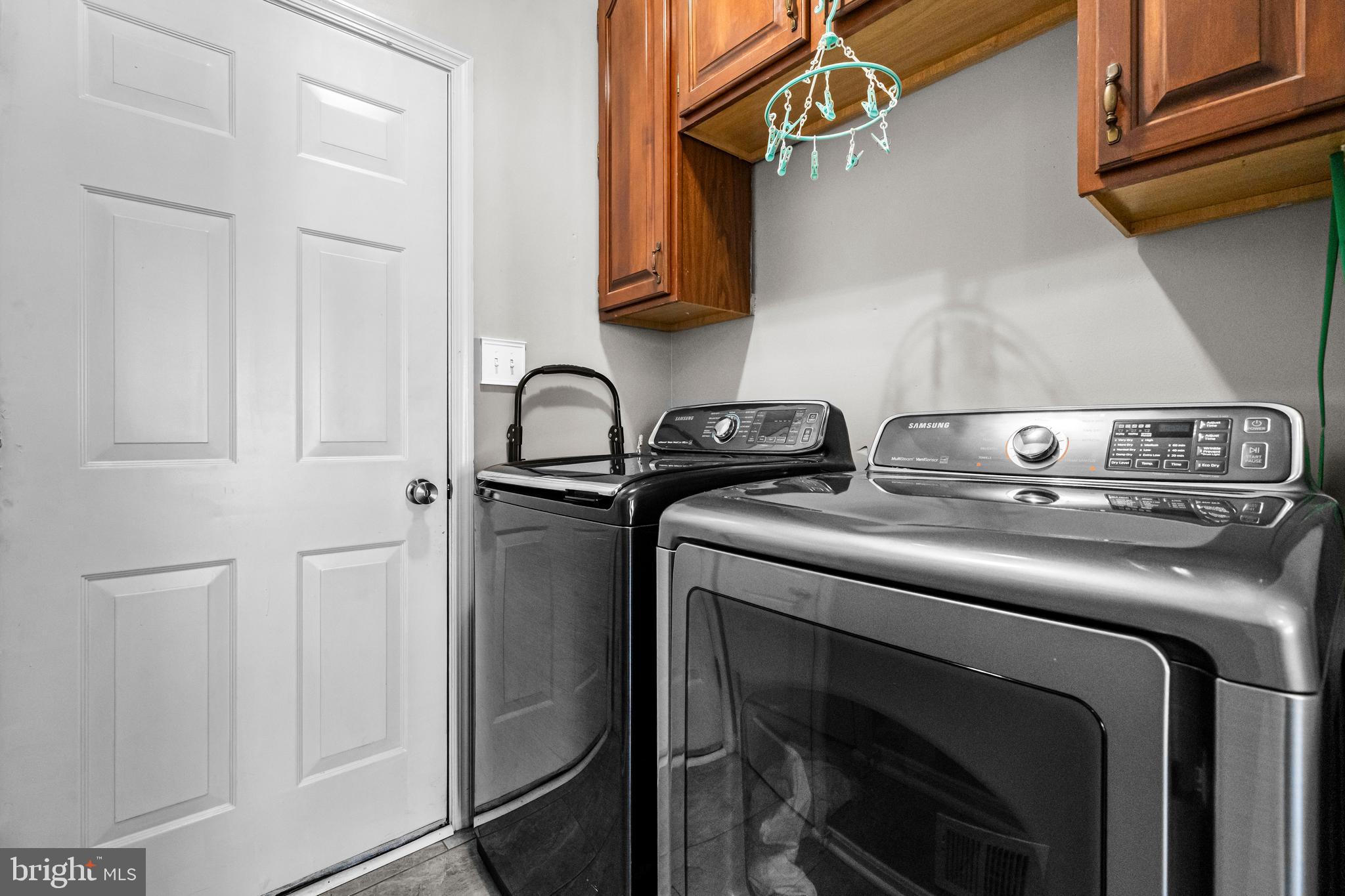 STRATFORD PLACE - Residential