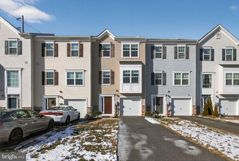 Photo of 8 Iron Gate Road, SICKLERVILLE, NJ 08081 (MLS # NJCD2109616)