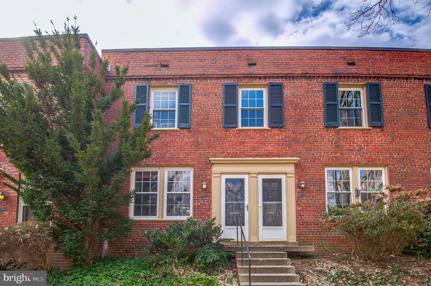 STUNNING 2 LEVEL  2 BEDROOM 1 BATH HOME IN ARLINGTON VILLAGE BEAUTIFULLY BLENDS THE CHARM OF ITS CLASSIC AND TIMELESS ARCHITECTURAL STYLE WITH THOUGHTFUL MODERN UPDATES**THE WARM AND INVITING SPACE OFFERING CLASSIC HARDWOODS, MOLDING**THE LIVING ROOM FLOWS SEAMLESSLY TO THE COZY DINING AREA PERFECT FOR INTIMATE GATHERINGS**THE UPDATED KITCHEN FEATURING A FARMHOUSE SINK IS COMPLEMENTED BY MODERN STAINLESS APPLIANCES** BOTH BEDROOMS ARE ARE GENEROUSLY SIZED WITH AMPLE CLOSET SPACE AND CHARMING DETAILS LIKE THE ORIGINAL WOOD TRIM. THE NEUTRAL TONES CREATE A RELAXING AMBIANCE**THE BATHROOM IS THOUGHTFULLY RENOVATED** THE PRIVATE PATIO OFFERS A PRIVATE SPACE FOR  OUTDOOR ENTERTAINING**THIS HOME IS OFFERS EASY ACCESS FOR COMMUTERS WITH THE BUS, METRO, AND CLOSE TO 395, ROUTE 7, ROUTE 50 and I-66.ADDITIONALLY THIS HOME IS IN CLOSE PROXIMITY TO MANY ENTERTAINMENT OPTIONS TO INCLUDE THE VILLAGE OF SHIRLINGTON!