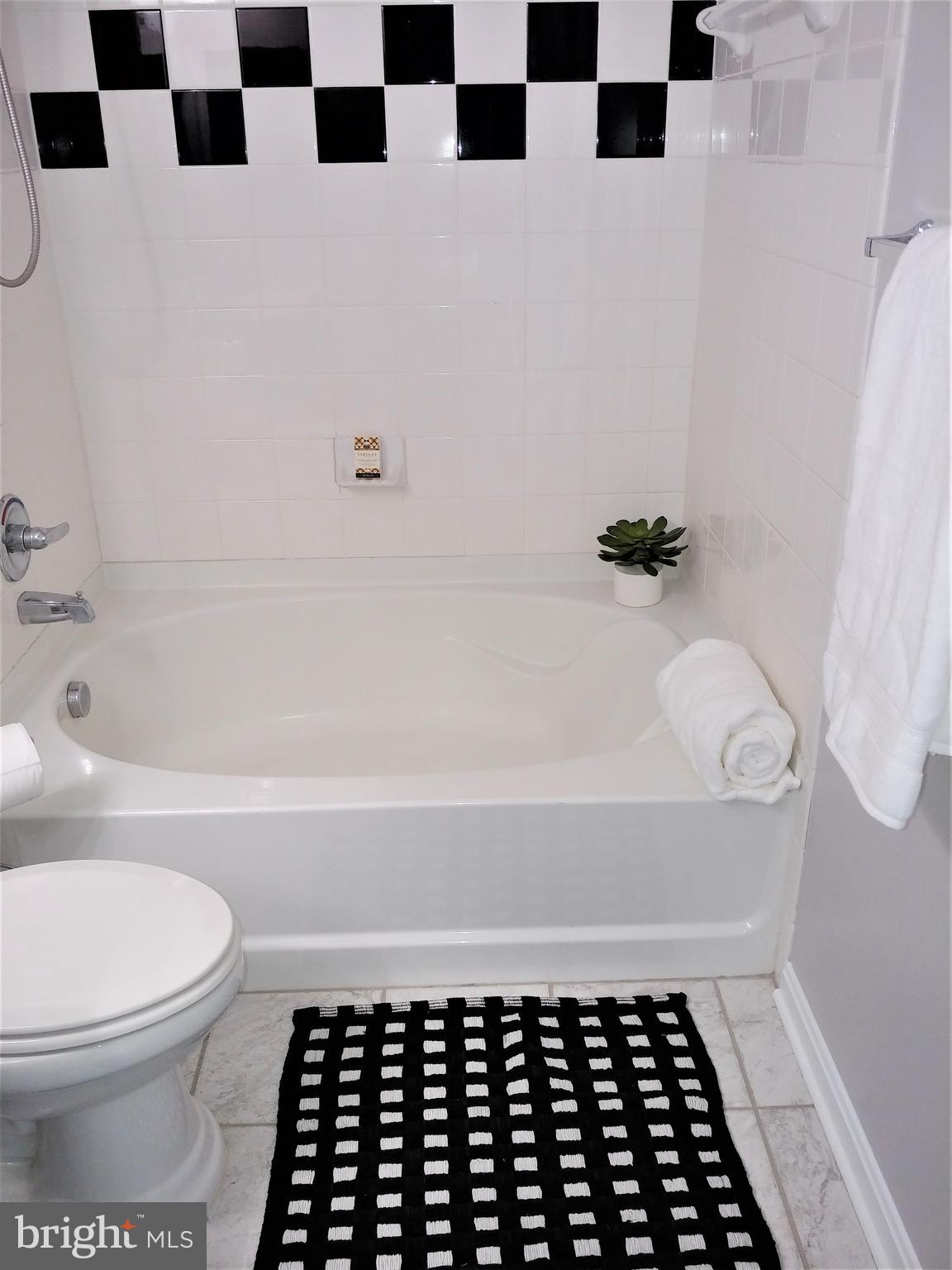 FAIRFAX RIDGE CONDOS - Residential