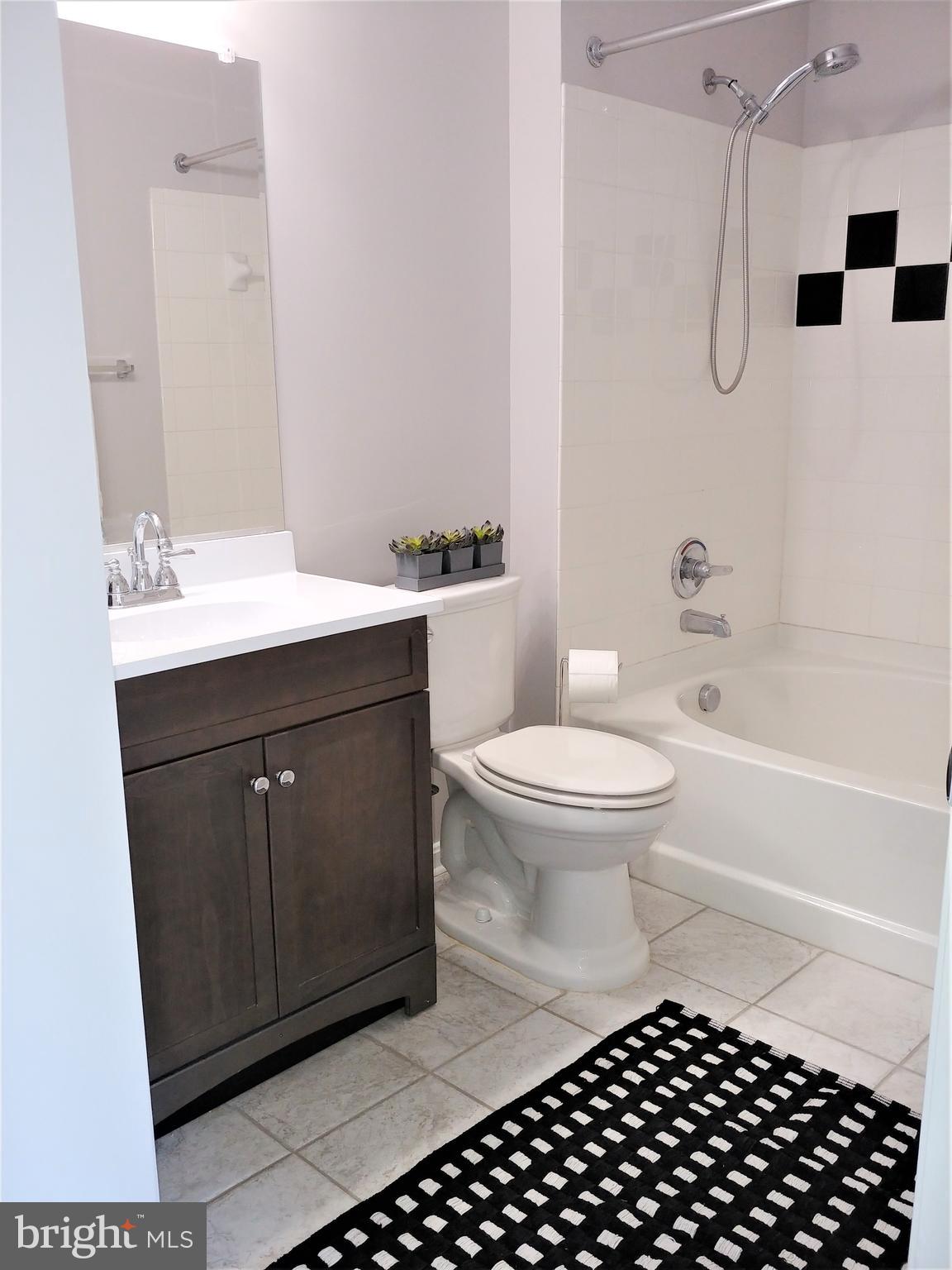 FAIRFAX RIDGE CONDOS - Residential